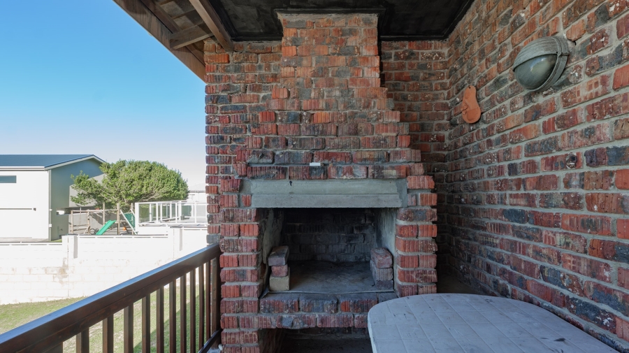 To Let 3 Bedroom Property for Rent in Agulhas Western Cape